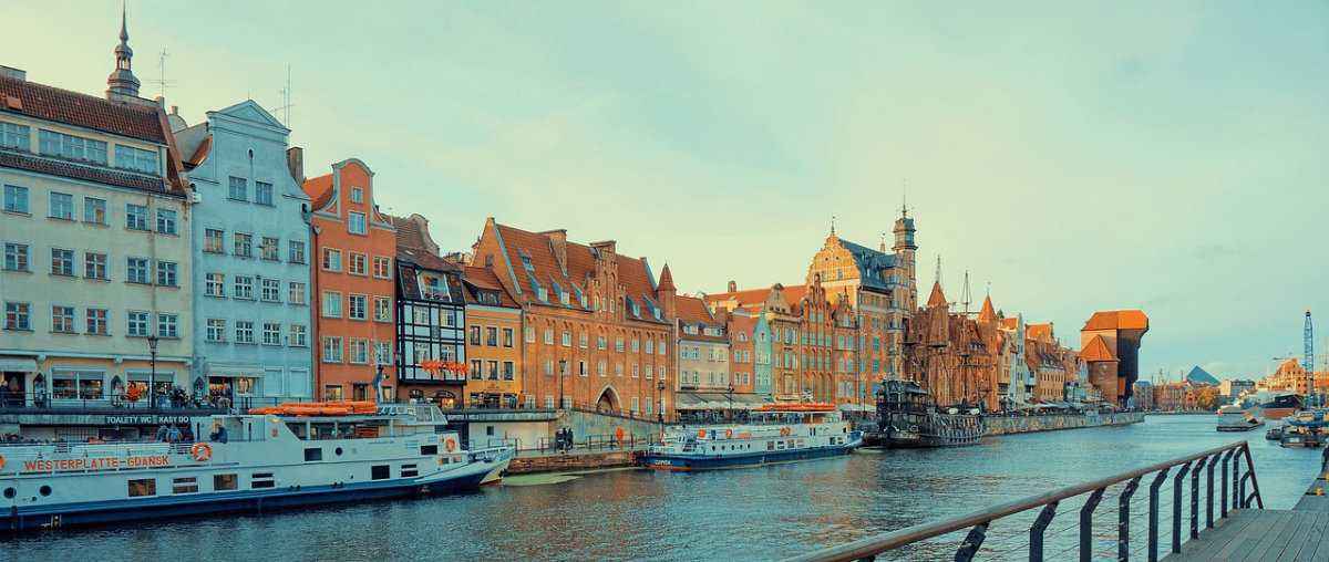 Odkryj uroki Starego Miasta zatrzymując się w Granohotels