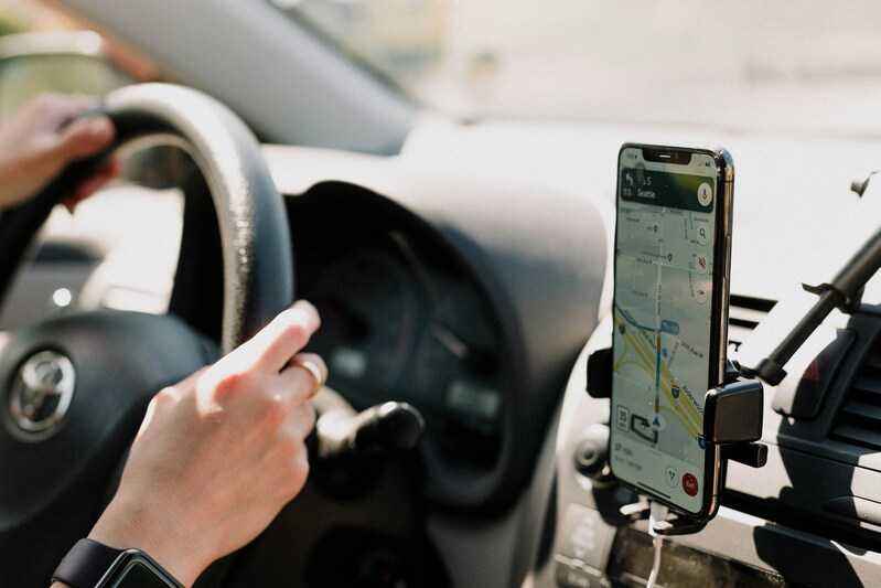 Nawigacja w telefonie – jak ją włączyć?